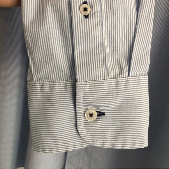 UNTUCKit Blue White Striped Button Front XL Shirt - Picture 5 of 7
